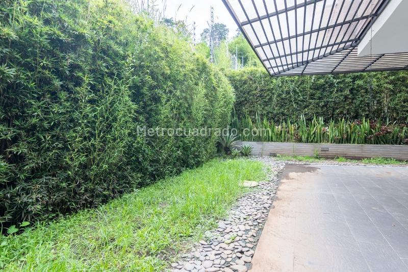 3BR House with 4 Baths in El Tesoro (2 Levels) - 6