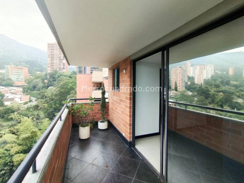 Apartamento Luminoso de 3 Alcobas con Amenidades en El Tesoro - 7