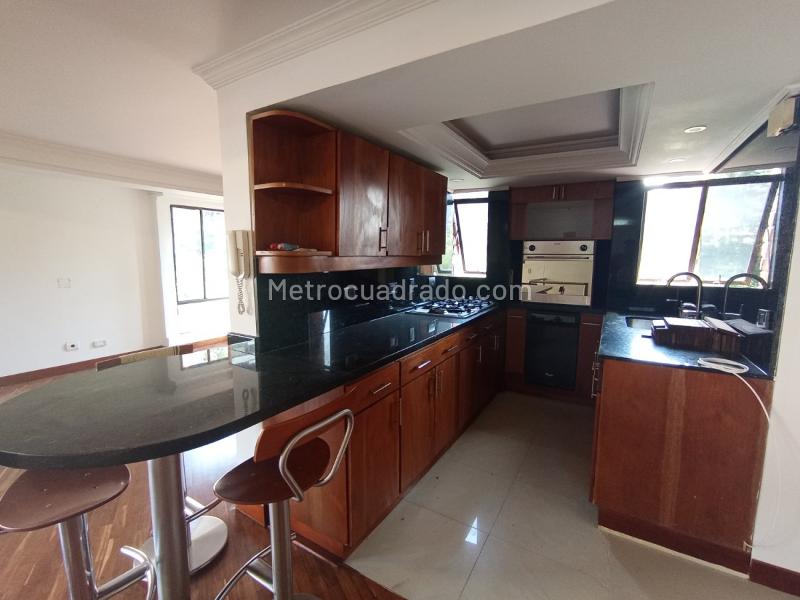 Apartamento Dúplex Cómodo de 2 Alcobas en El Poblado - 5