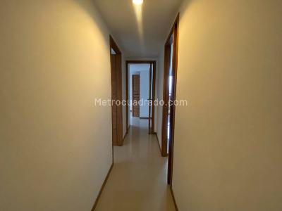 Apartamento de 3 alcobas en venta en Las Lomitas, Sabaneta, 110 m² · foto 14 de 19