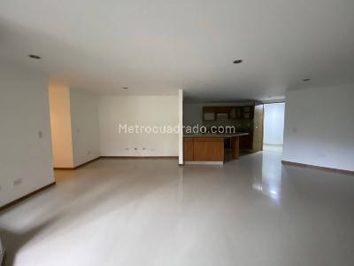 Apartamento de 3 alcobas en venta en Las Lomitas, Sabaneta, 110 m² · foto 15 de 19