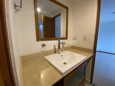 Apartamento de 3 alcobas en venta en Las Lomitas, Sabaneta, 110 m² · foto 19 de 19