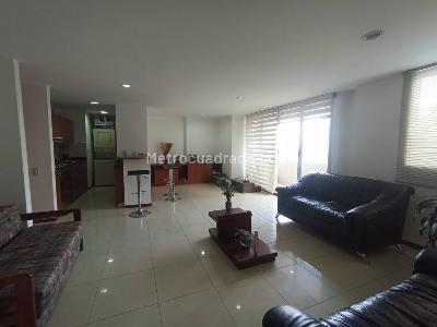 Apartamento de 1 alcoba en venta en Lalinde, Medellín, 68 m² · foto 5 de 12