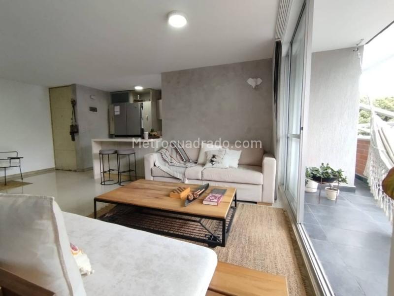 Apartamento en Arriendo, Loma Del Esmeraldal, Envigado - 3