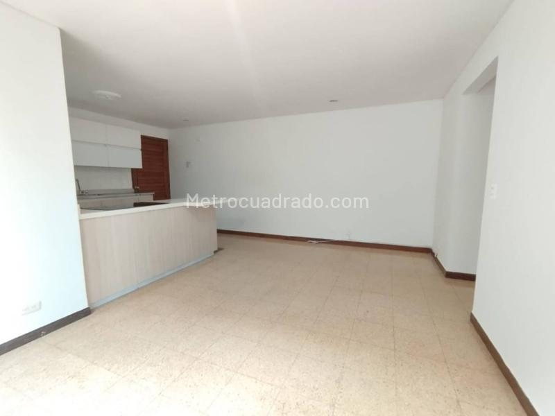 Apartamento Estiloso de 2 Alcobas con Terraza en La Concha - 8
