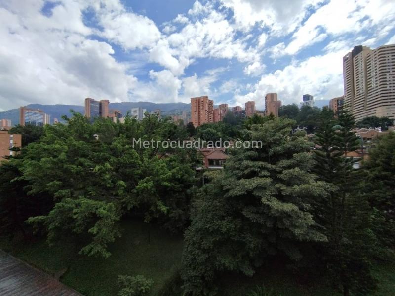 2BR Modern Apartment in Altos del Poblado