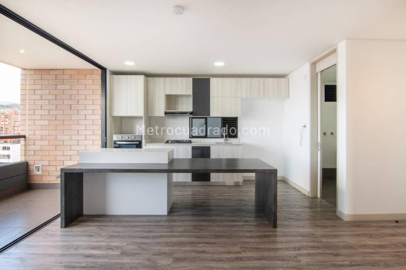 Apartamento Moderno de 2 Alcobas en Altos del Poblado - 7