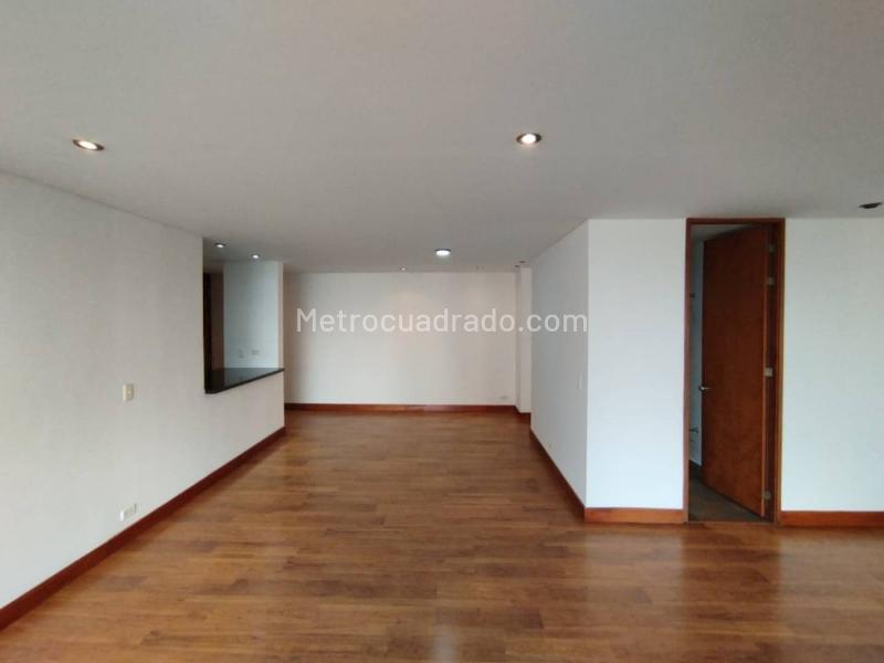 Apartamento Exclusivo de 2 Alcobas en Loma de los González - 3