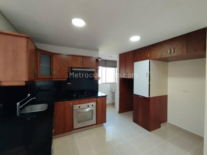 Apartamento Exclusivo de 2 Alcobas en Loma de los González - 4