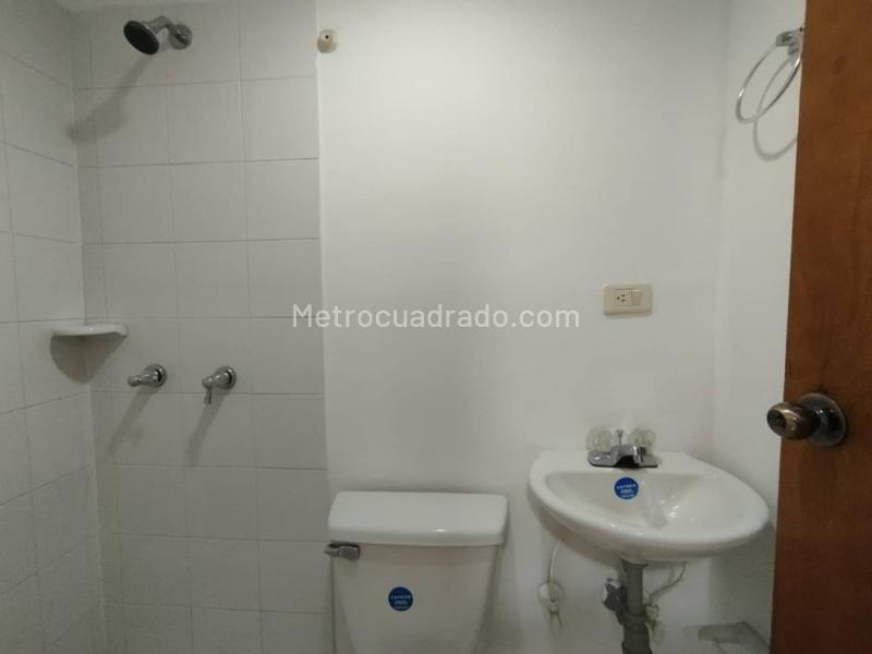 Apartamento Exclusivo de 2 Alcobas en Loma de los González - 8