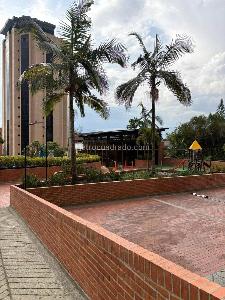 Apartamento de 3 alcobas en arriendo en Cola Del Zorro, Medellín, 80 m² · foto 12 de 19