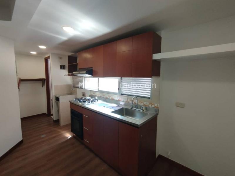 Bright 2BR Apartment Near Parks in Laureles - 5
