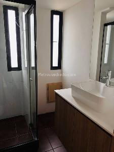 Apartamento de 3 alcobas en arriendo en Las Lomas, Medellín, 110 m² · foto 12 de 13