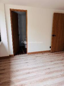 Apartamento de 3 alcobas en arriendo en Las Lomas, Medellín, 110 m² · foto 9 de 13