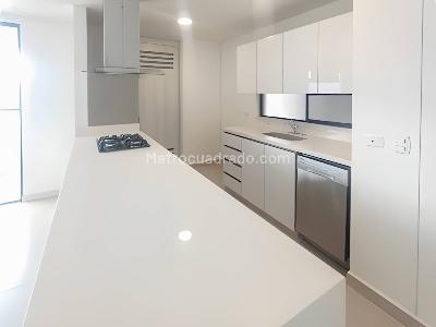 Apartamento en venta en Castropol, Medellín · foto 4 de 10
