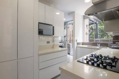 Apartamento de 3 alcobas en venta en Provenza, Medellín, 287 m² · foto 8 de 20