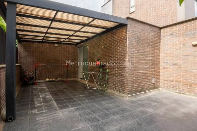 Apartamento de 3 alcobas en venta en Provenza, Medellín, 287 m² · foto 19 de 20