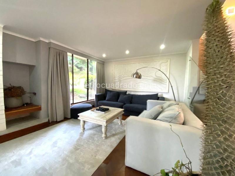 Casa de Lujo de 3 Alcobas con Piscina en El Poblado - 2