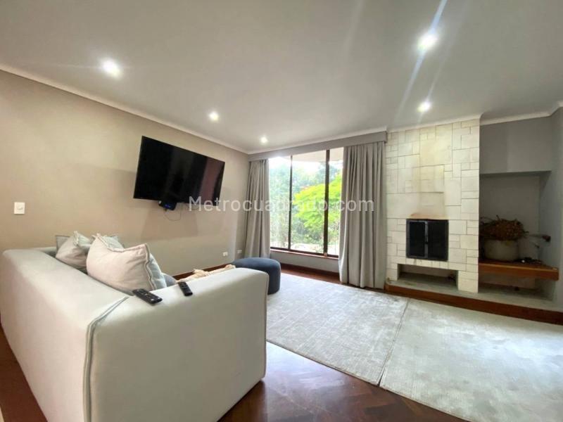 Casa de Lujo de 3 Alcobas con Piscina en El Poblado - 6