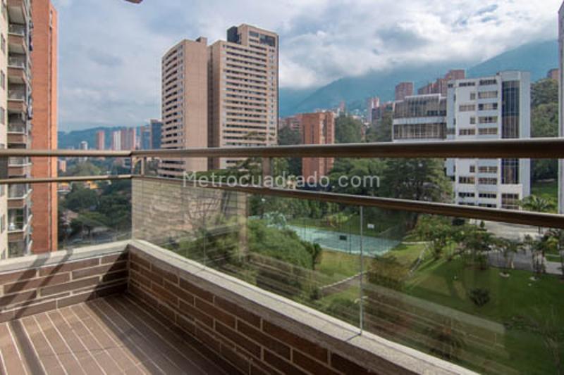 2BR Apartment with Great Location in Loma De Los Gonzalez - 9