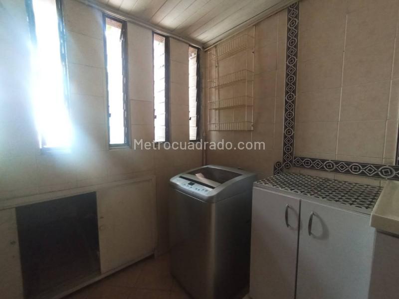 Apartamento Cómodo de 2 Alcobas en Provenza - 6