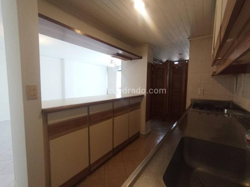 Apartamento Cómodo de 2 Alcobas en Provenza - 8
