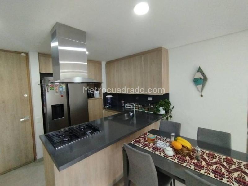 Apartamento moderno de 2 Alcobas en Las Palmas con vista y amenidades - 6