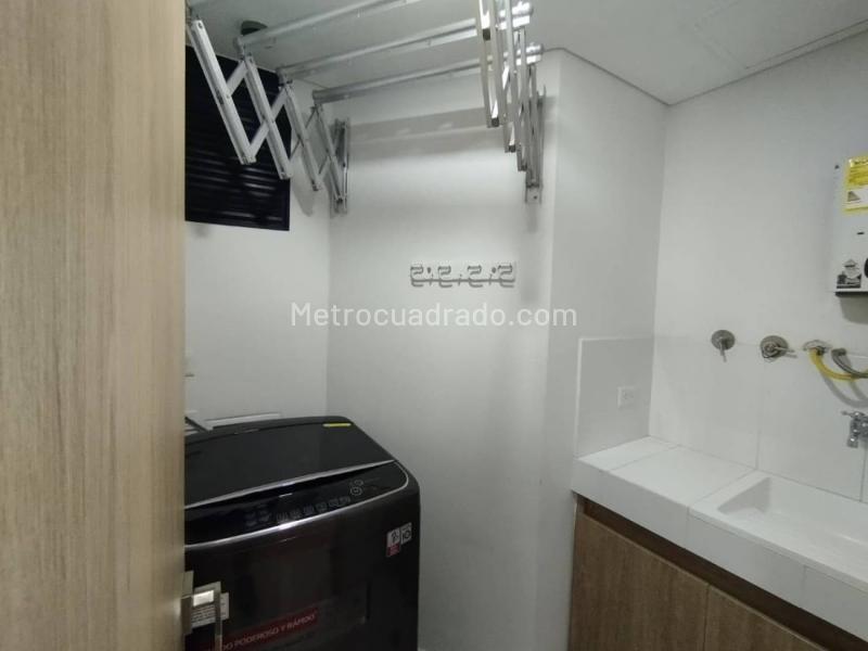Apartamento moderno de 2 Alcobas en Las Palmas con vista y amenidades - 8