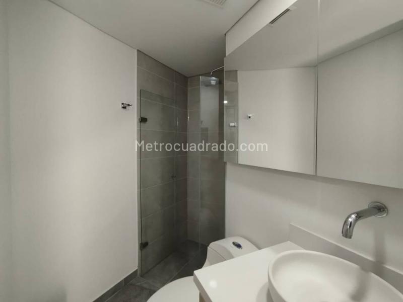 Apartamento moderno de 2 Alcobas en Las Palmas con vista y amenidades - 9