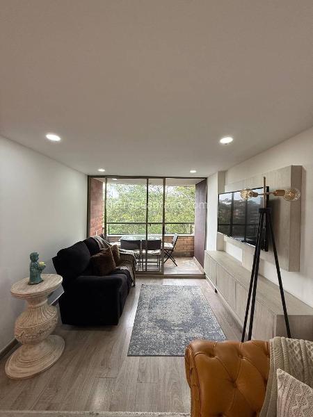 Apartamento Amoblado de 3 Alcobas en El Poblado (Avenida Superior) - 4