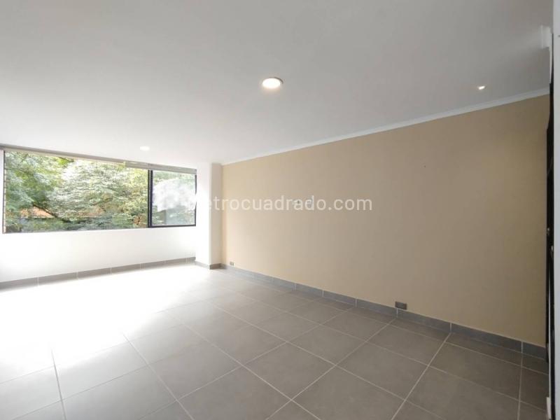 Apartamento Remodelado de 3 Alcobas en La Frontera - 2