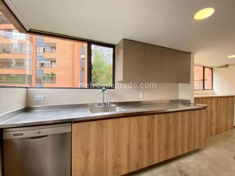 Spacious 3BR Apartment in El Poblado - 7