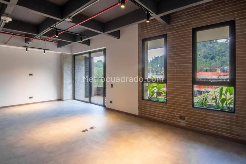 Apartamento dúplex nuevo de 2 alcobas con terraza en El Retiro - 4