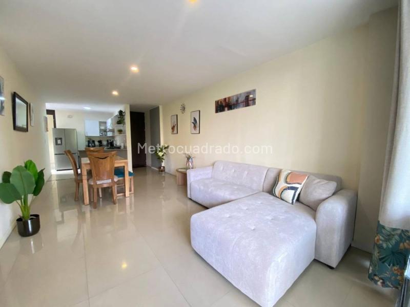 Apartamento Elegante de 3 Alcobas en Castropol - 6