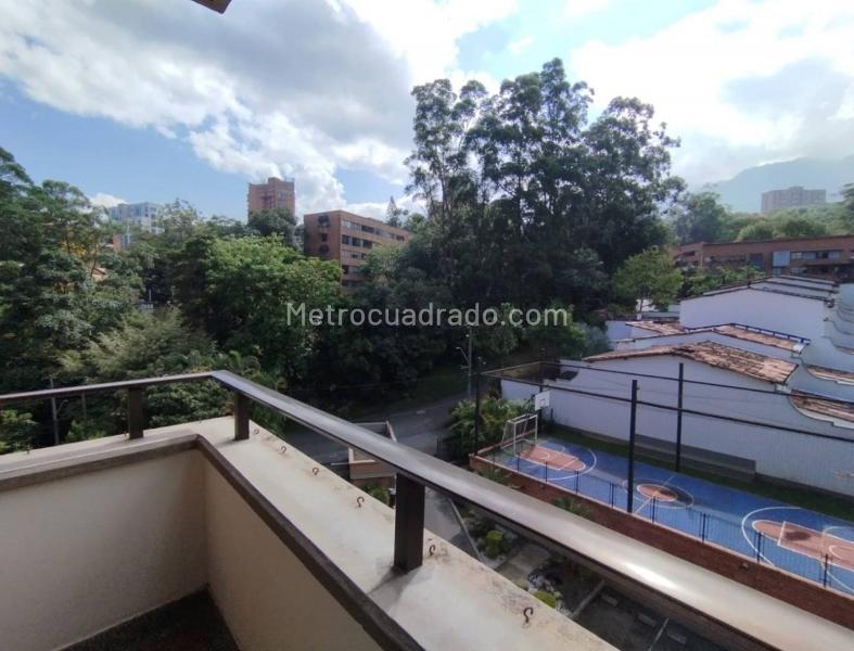 Comfortable 3BR Apartment in La Frontera, El Poblado - 4