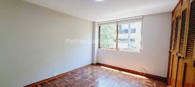 Apartamento de 3 alcobas en venta en Vegas Del Poblado, Medellín, 135 m² · foto 9 de 13