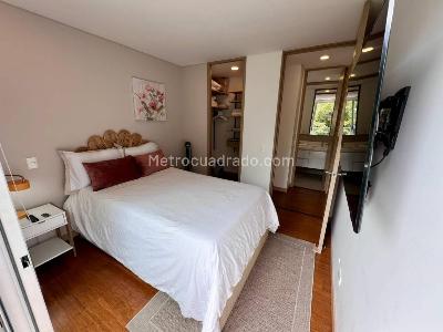 Apartamento de 2 alcobas en arriendo en Loma Del Campestre, Medellín, 72 m² · foto 11 de 15