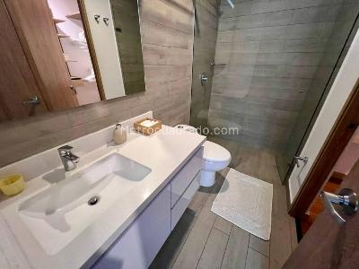 Apartamento de 2 alcobas en arriendo en Loma Del Campestre, Medellín, 72 m² · foto 9 de 15