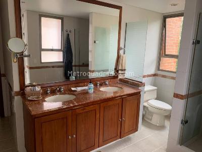 Apartamento en arriendo en Poblado, Medellín · foto 14 de 15