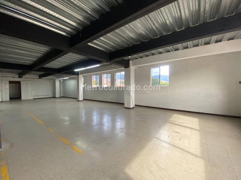 Bodega en Arriendo, Guayabal, Medellín - Más