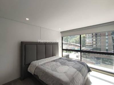 Apartamento en arriendo en Altos Del Poblado, Medellín · foto 10 de 17