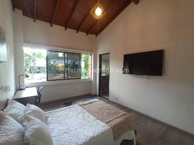 Casa de 4 alcobas en arriendo en Loma De Los Gonzalez, Medellín, 340 m² · foto 19 de 20