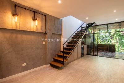 Casa de 3 alcobas en venta en La Sebastiana, Envigado, 241 m² · foto 19 de 20