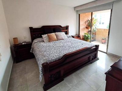 Apartamento de 3 alcobas en arriendo en La Aguacatala, Medellín, 188 m² · foto 11 de 20