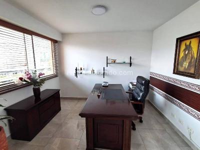 Apartamento de 3 alcobas en arriendo en La Aguacatala, Medellín, 188 m² · foto 7 de 20