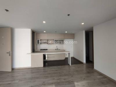 Apartamento de 2 alcobas en arriendo en Altos Del Poblado, Medellín, 79 m² · foto 8 de 19