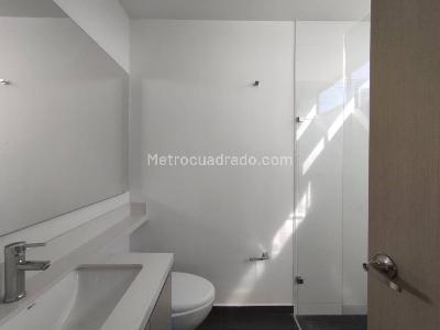 Apartamento de 2 alcobas en arriendo en Altos Del Poblado, Medellín, 79 m² · foto 19 de 19