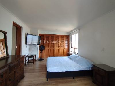 Apartamento de 2 alcobas en venta en El Poblado, Medellín, 100 m² · foto 7 de 14