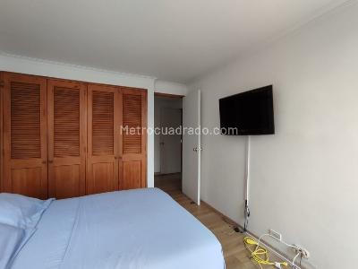 Apartamento de 2 alcobas en venta en El Poblado, Medellín, 100 m² · foto 8 de 14