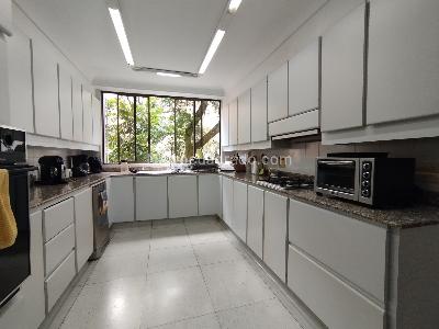 Apartamento en arriendo en Poblado, Medellín · foto 12 de 16